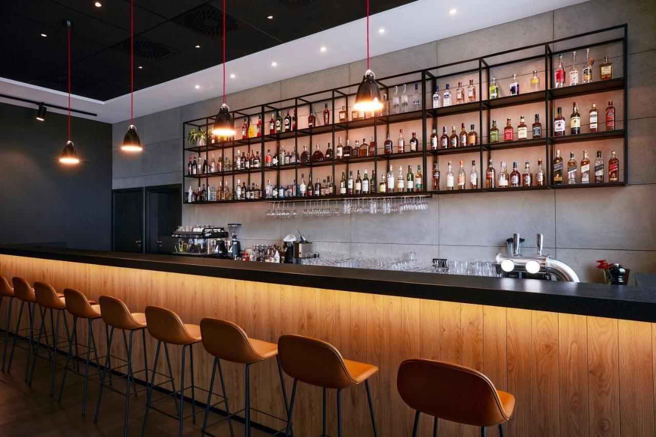 Q Hotel Plus Wroclaw Bielany Bielany Wrocławskie Extérieur photo